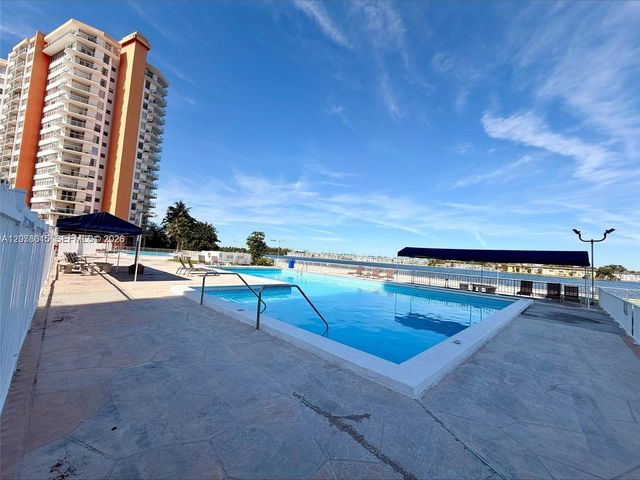 1301 NE Miami Gardens Drive 1406W, Miami, FL 33179