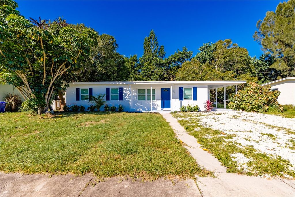 1625 30th Avenue, Vero Beach, FL 32960