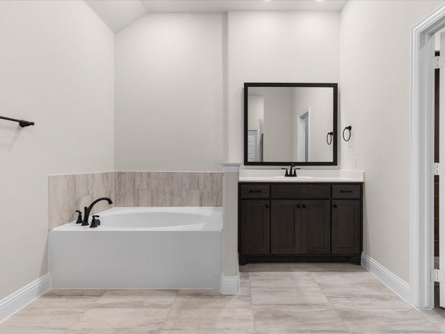 128 Lila Lake Drive, Waxahachie, TX 75165