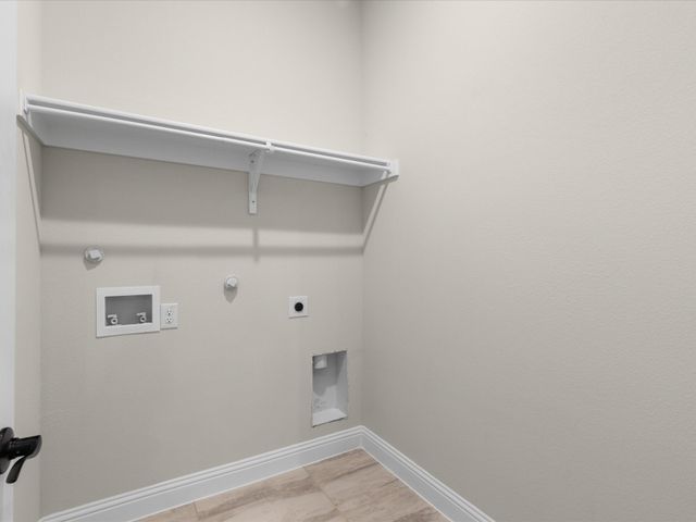 128 Lila Lake Drive, Waxahachie, TX 75165