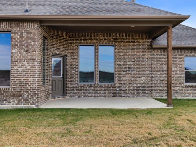 128 Lila Lake Drive, Waxahachie, TX 75165