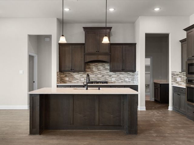 128 Lila Lake Drive, Waxahachie, TX 75165