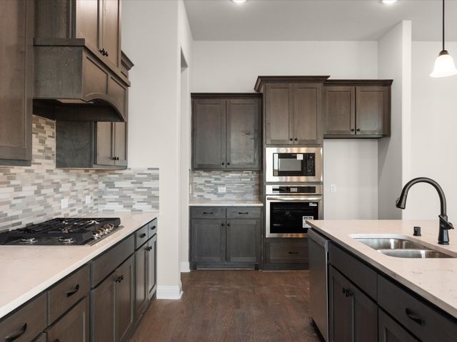 128 Lila Lake Drive, Waxahachie, TX 75165