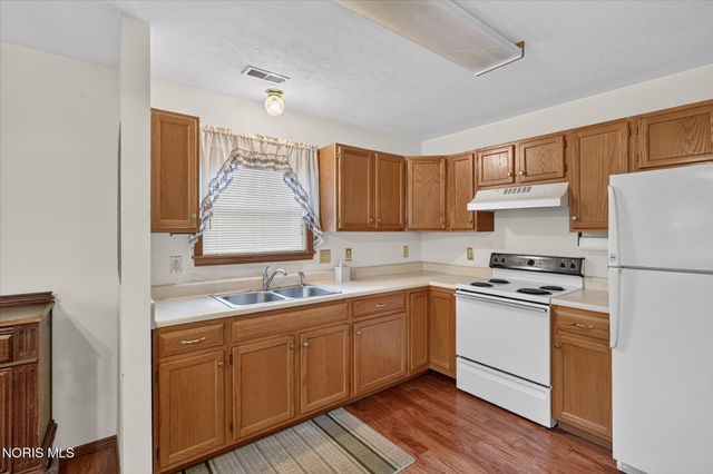 915 N Ontario Street, Toledo, OH 43604