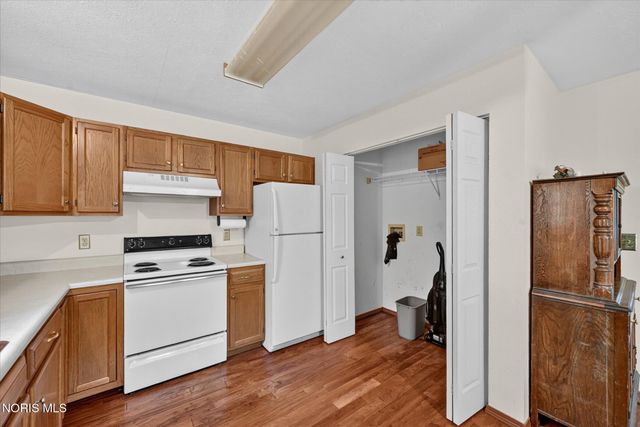 915 N Ontario Street, Toledo, OH 43604
