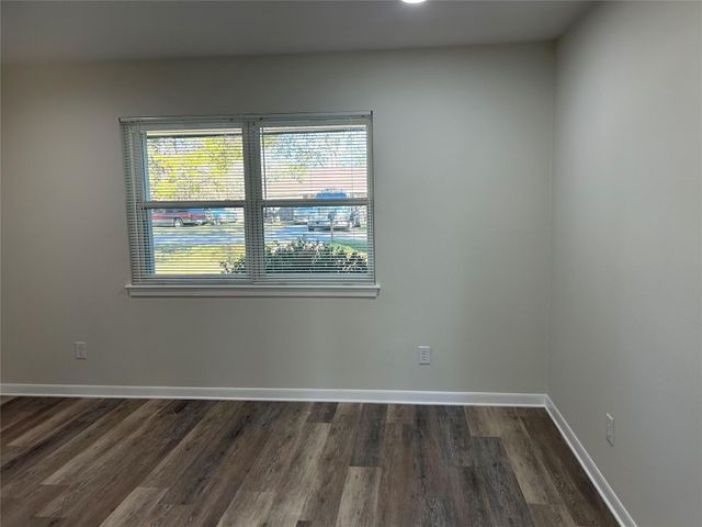 2406 Lynn Drive, Pearland, TX 77581