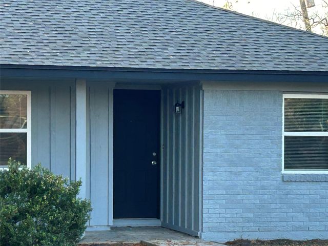 2406 Lynn Drive, Pearland, TX 77581