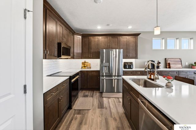 11914 Horizon Street, Papillion, NE 68046