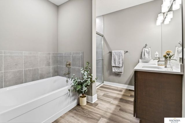 11914 Horizon Street, Papillion, NE 68046