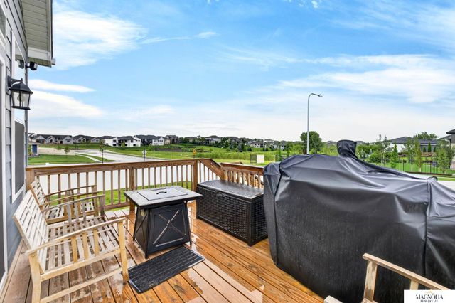 11914 Horizon Street, Papillion, NE 68046