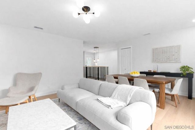 361 E Indian Rock Rd, Vista, CA 92084