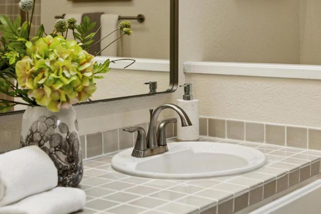 441 Cork Harbour Circle H, Redwood City, CA 94065