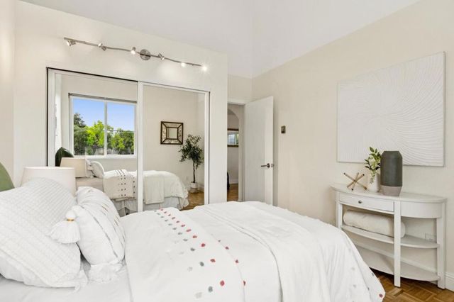 441 Cork Harbour Circle H, Redwood City, CA 94065