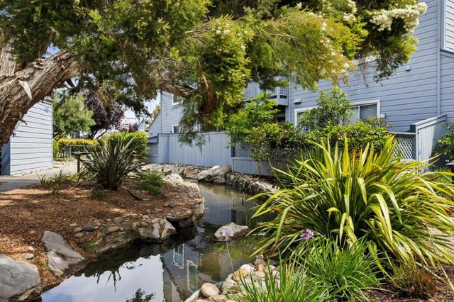 441 Cork Harbour Circle H, Redwood City, CA 94065