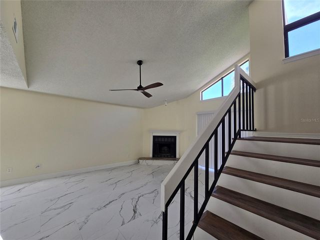410 S NETHERWOOD CRESCENT 410, Altamonte Springs, FL 32714