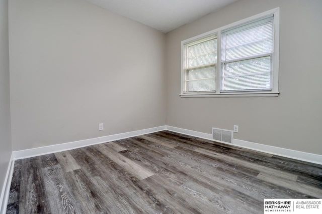 6019 Baldwin Avenue, Lincoln, NE 68507