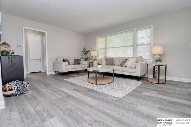 6019 Baldwin Avenue, Lincoln, NE 68507