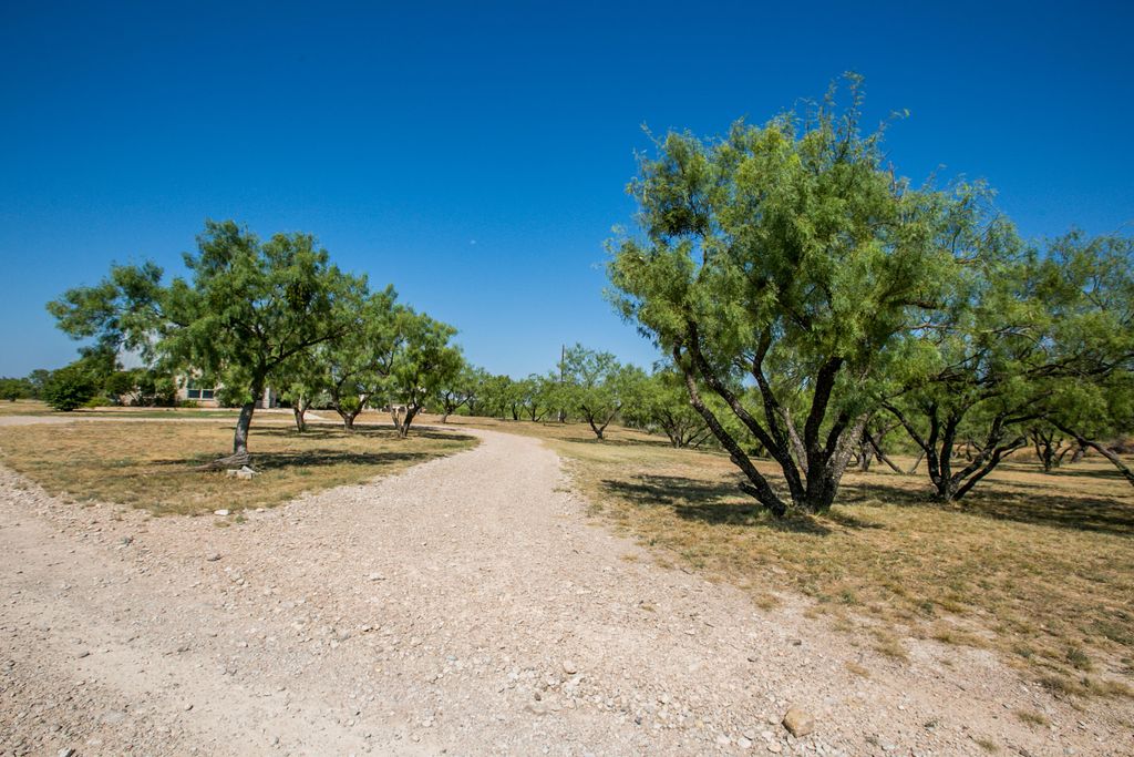 Image 48 of property listing at 629 Co Rd 356, Ballinger, TX 76821