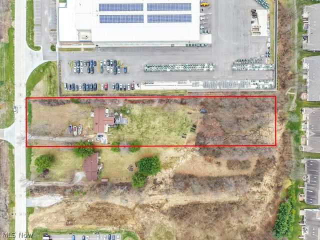 200 Cochran Road, Cuyahoga Falls, OH 44223