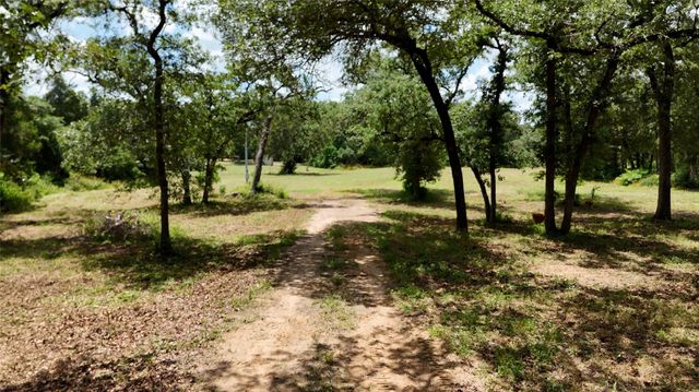 277 Meuth Cemetery RD, Red Rock, TX 78662