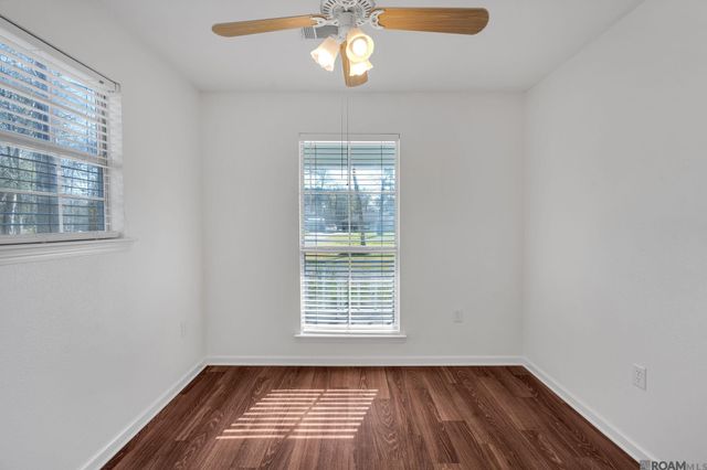 45026 Robin Trail Rd, St Amant, LA 70774