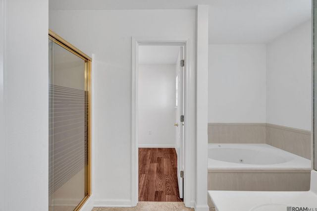 45026 Robin Trail Rd, St Amant, LA 70774