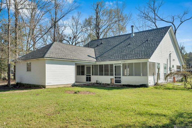 45026 Robin Trail Rd, St Amant, LA 70774