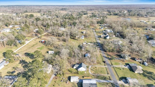 45026 Robin Trail Rd, St Amant, LA 70774