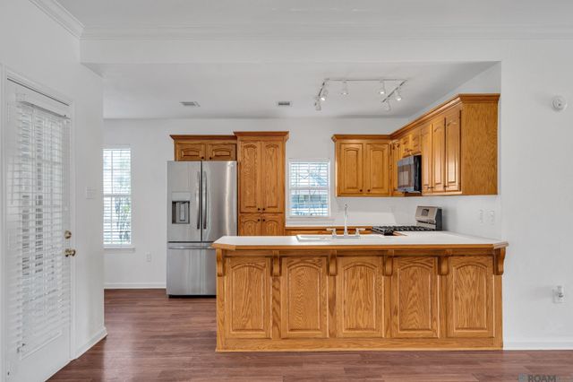 45026 Robin Trail Rd, St Amant, LA 70774