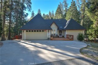 145 Birchwood, Lake Arrowhead, CA 92352