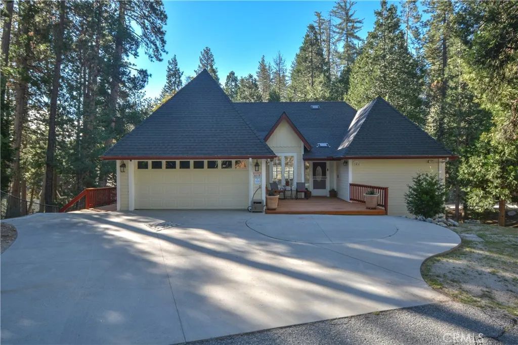 145 Birchwood, Lake Arrowhead, CA 92352