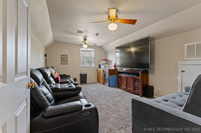 3103 Calloway Drive, Claremore, OK 74019