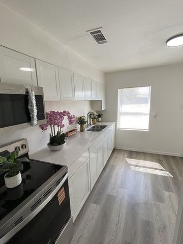 1222 E Estes Ave, Midland, TX 79710