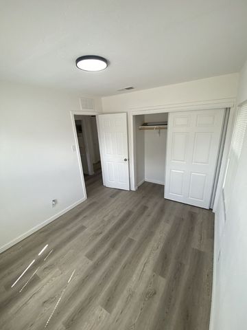 1222 E Estes Ave, Midland, TX 79710