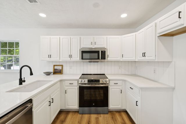 406 S University St, Murfreesboro, TN 37130