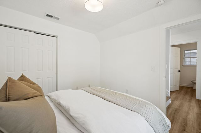 406 S University St, Murfreesboro, TN 37130