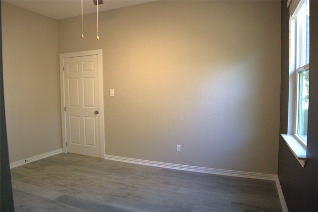 217 19th Street SE, Paris, TX 75460