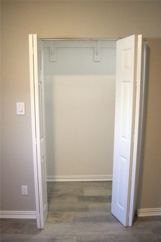 217 19th Street SE, Paris, TX 75460