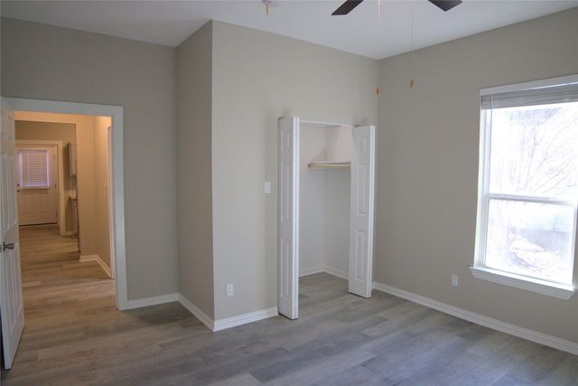 217 19th Street SE, Paris, TX 75460