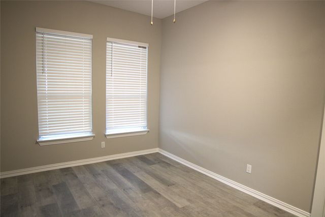 217 19th Street SE, Paris, TX 75460