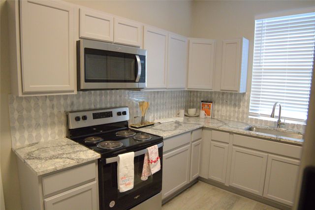 217 19th Street SE, Paris, TX 75460