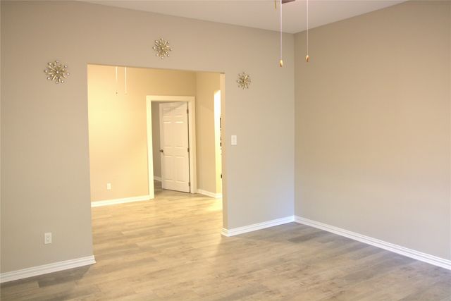 217 19th Street SE, Paris, TX 75460