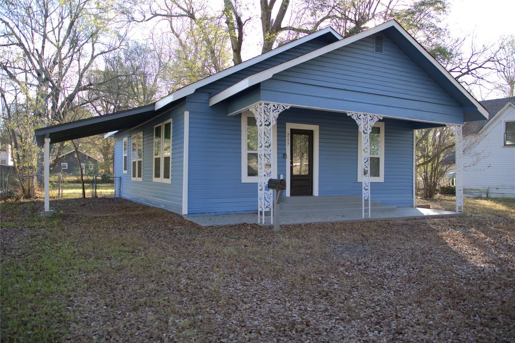 217 19th Street SE, Paris, TX 75460