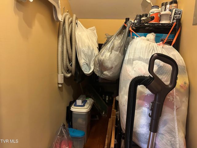 1321 Kendrick Creek Road, Kingsport, TN 37663