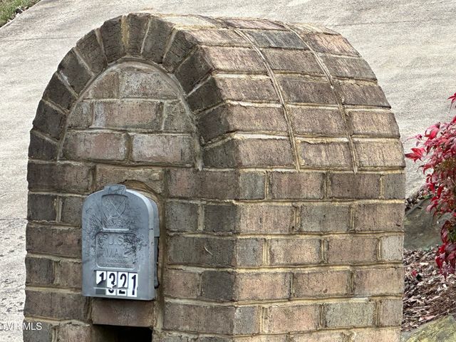 1321 Kendrick Creek Road, Kingsport, TN 37663