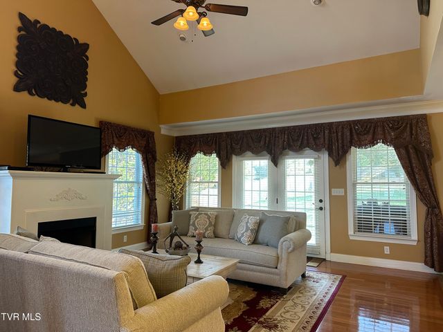 1321 Kendrick Creek Road, Kingsport, TN 37663