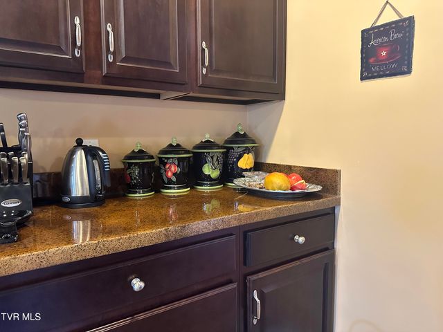 1321 Kendrick Creek Road, Kingsport, TN 37663