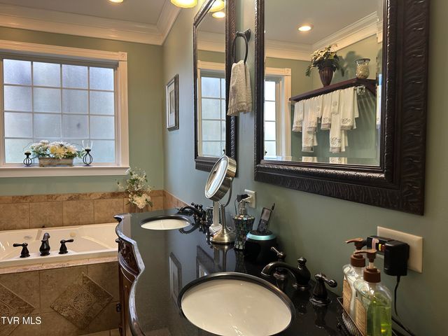 1321 Kendrick Creek Road, Kingsport, TN 37663