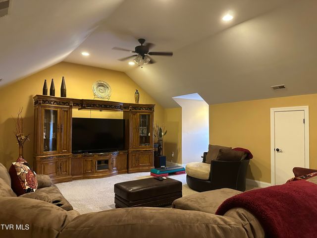 1321 Kendrick Creek Road, Kingsport, TN 37663