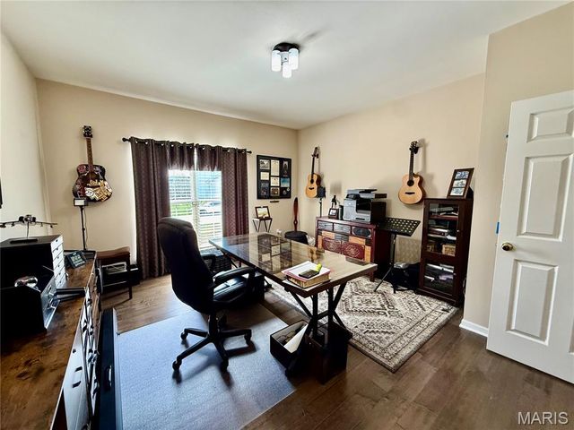 818 Summit Glen Court, Fenton, MO 63026
